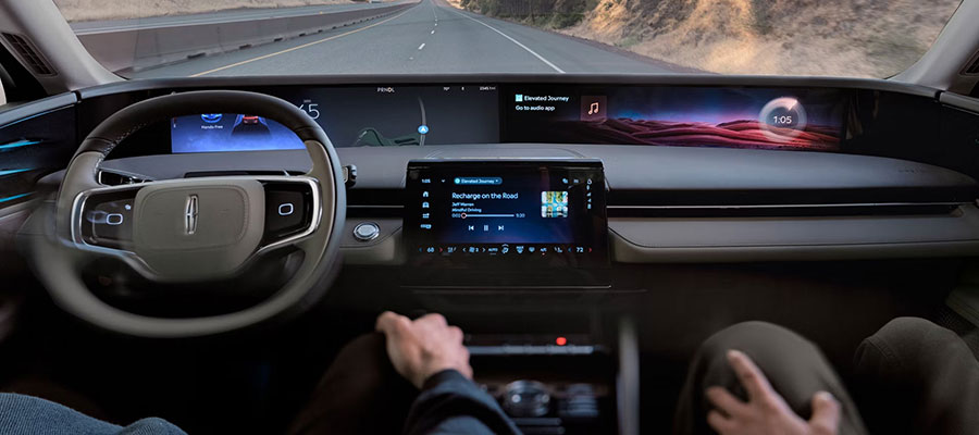 2026 Lincoln Nautilus Hybrid Interior
