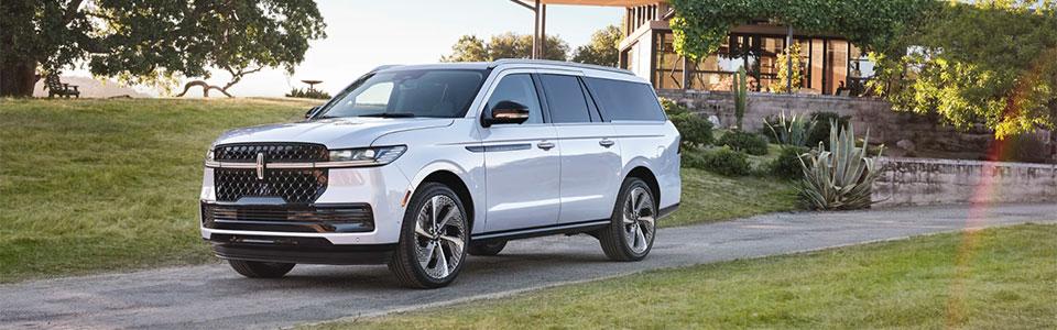 Image: All-New Lincoln Navigator Makes Global Debut with New Reinvigorating Interior Design